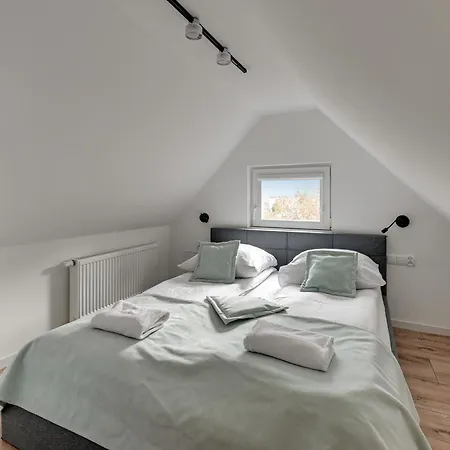 Leśna bajka by Grand Apartments-3